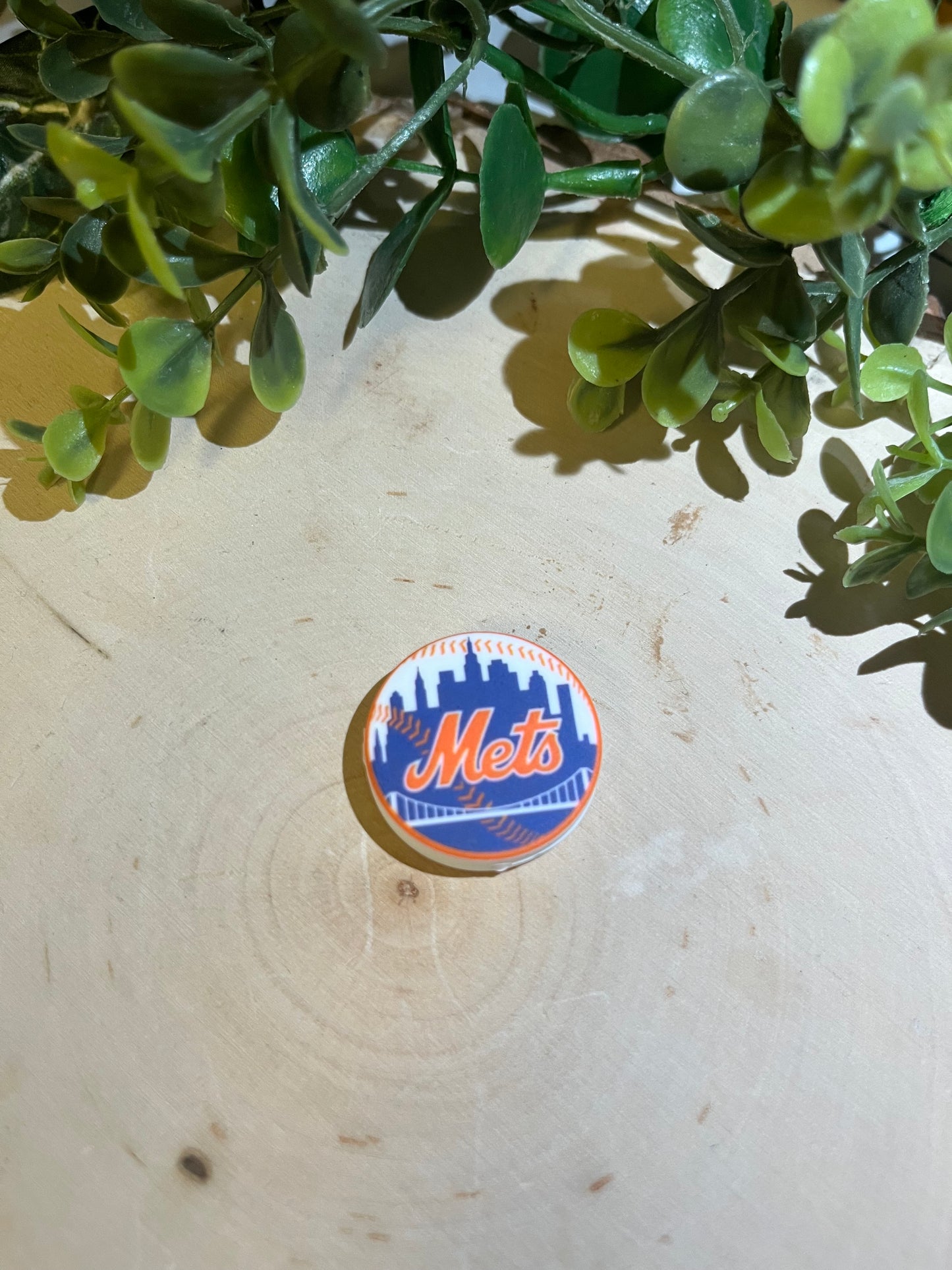 BASEBALL METS FOCAL