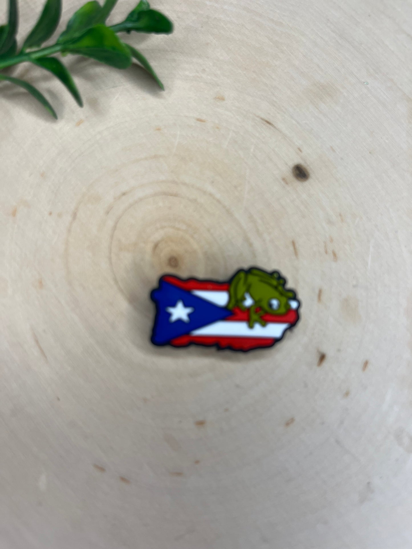 PUERTO RICO FLAG FOCAL